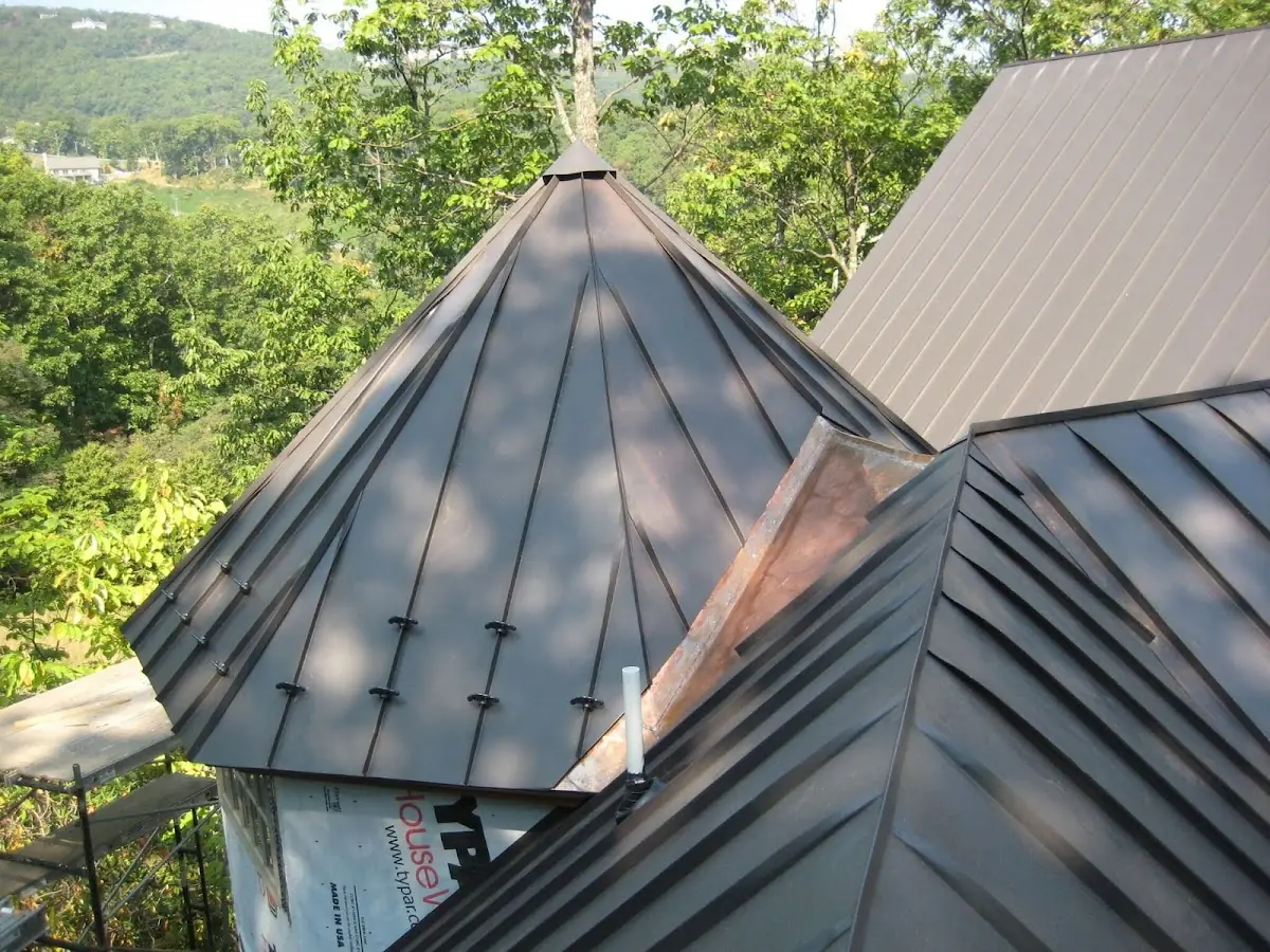 Professional Roof Tarp Installation by Craftsman Roofing in Artemas